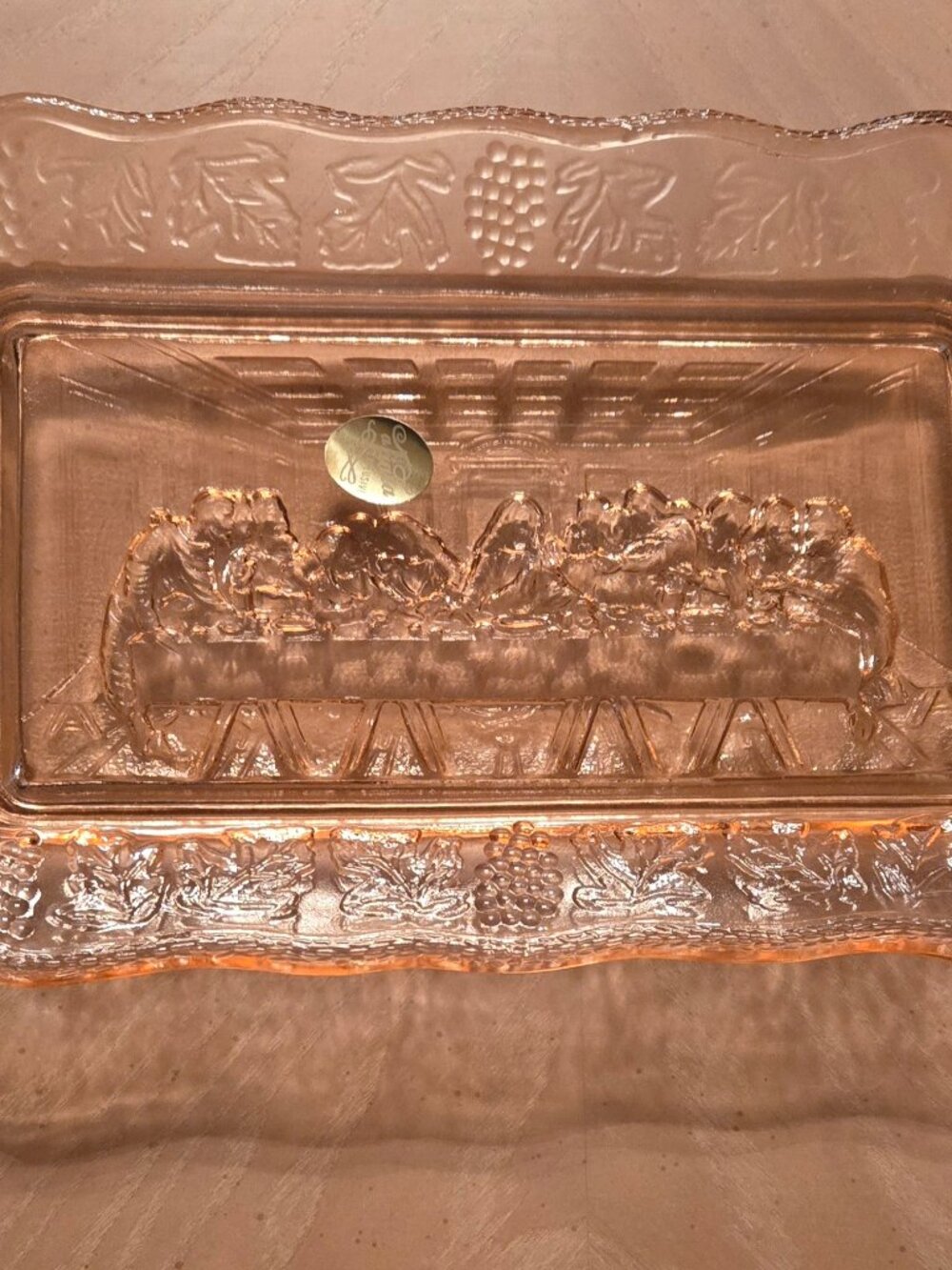 ✝️ Pink Glass Tiara “Last Supper” Serving Tray